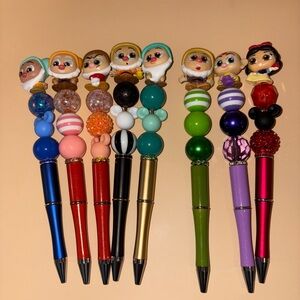 Snow White and all 7 Dwarfs Pen Set